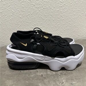 Nike WMNS Air Max Koko Sandal Black/Metallic Gold-Anthracite CW9705-001 W US 9